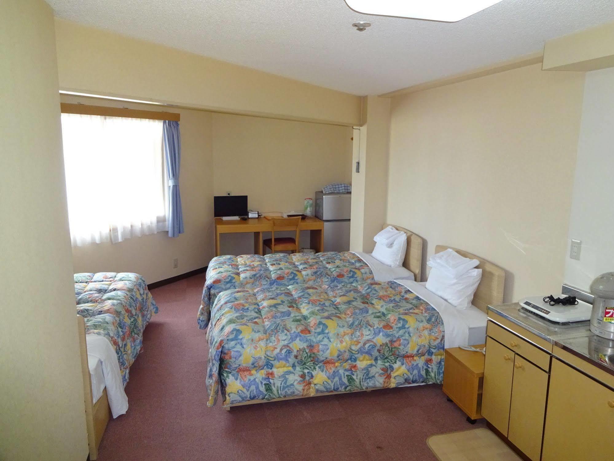 Weekly Uehonmachi Hotel Oszaka Kültér fotó