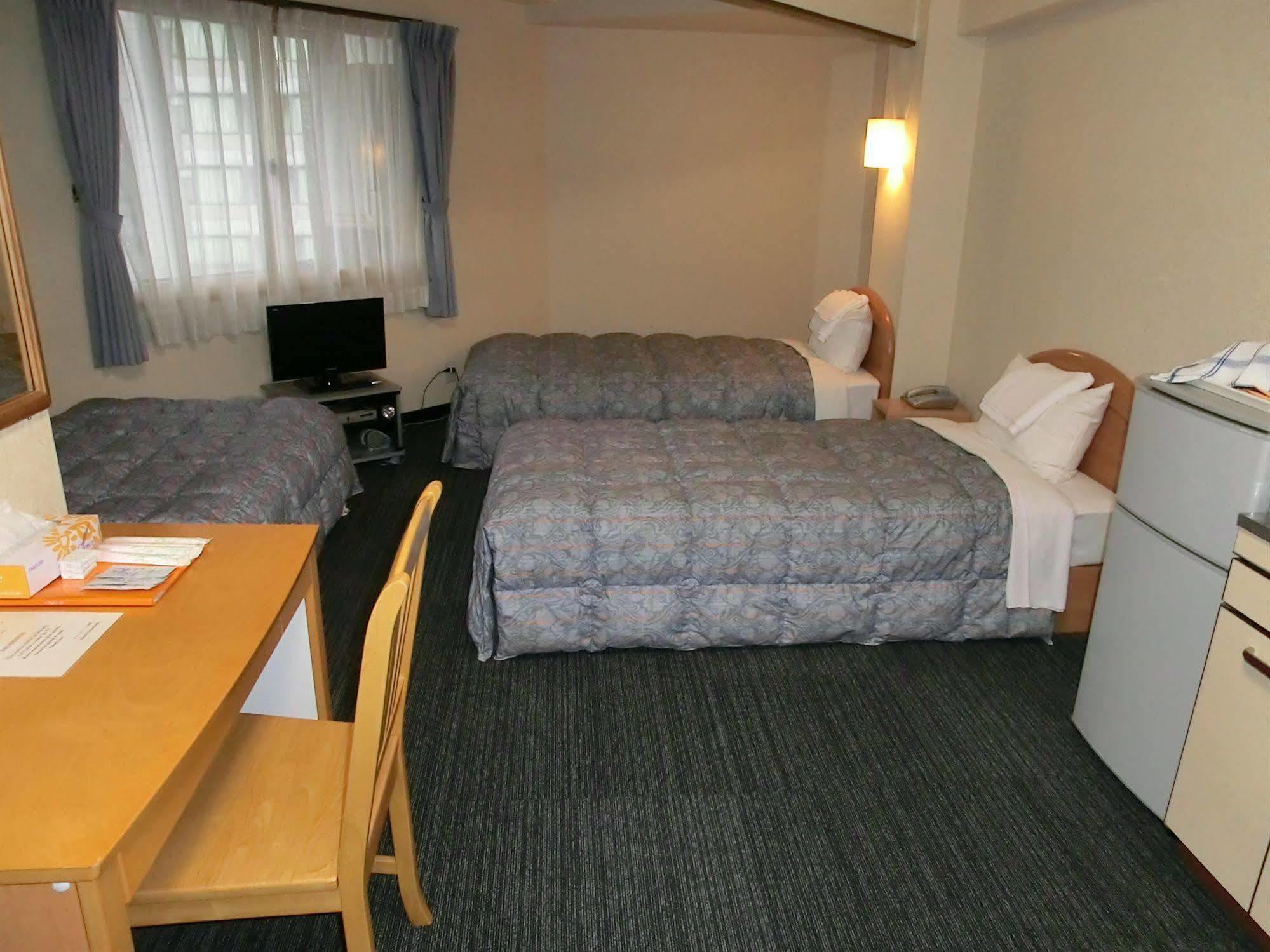 Weekly Uehonmachi Hotel Oszaka Kültér fotó
