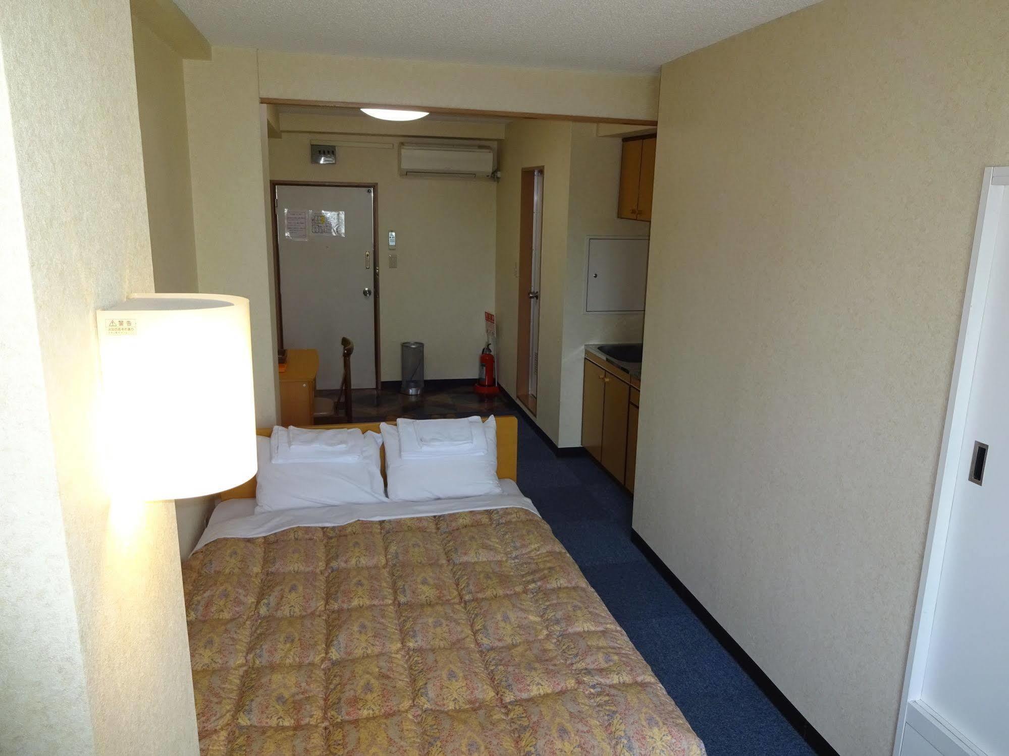 Weekly Uehonmachi Hotel Oszaka Kültér fotó